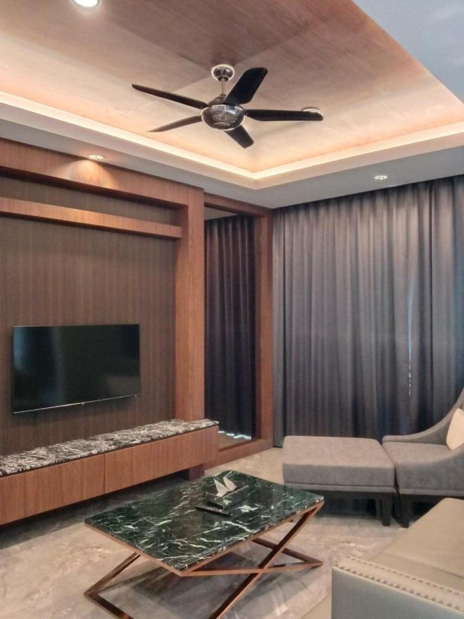 Phuket 2 Bed Luxury Pool Villa Sleeps 6 מראה חיצוני תמונה